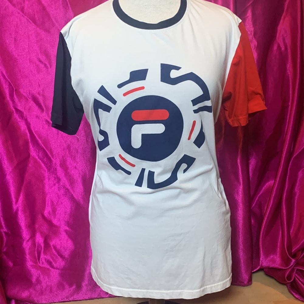 Size medium Fila, colourful top, size M. Super stretchy, great condition
